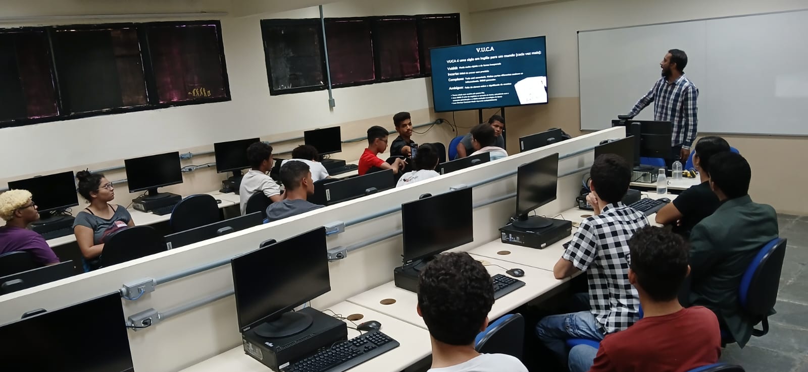 Palestra Sobre Robótica